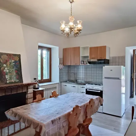 Vakantiehuis Amazing In With House A Mountain View